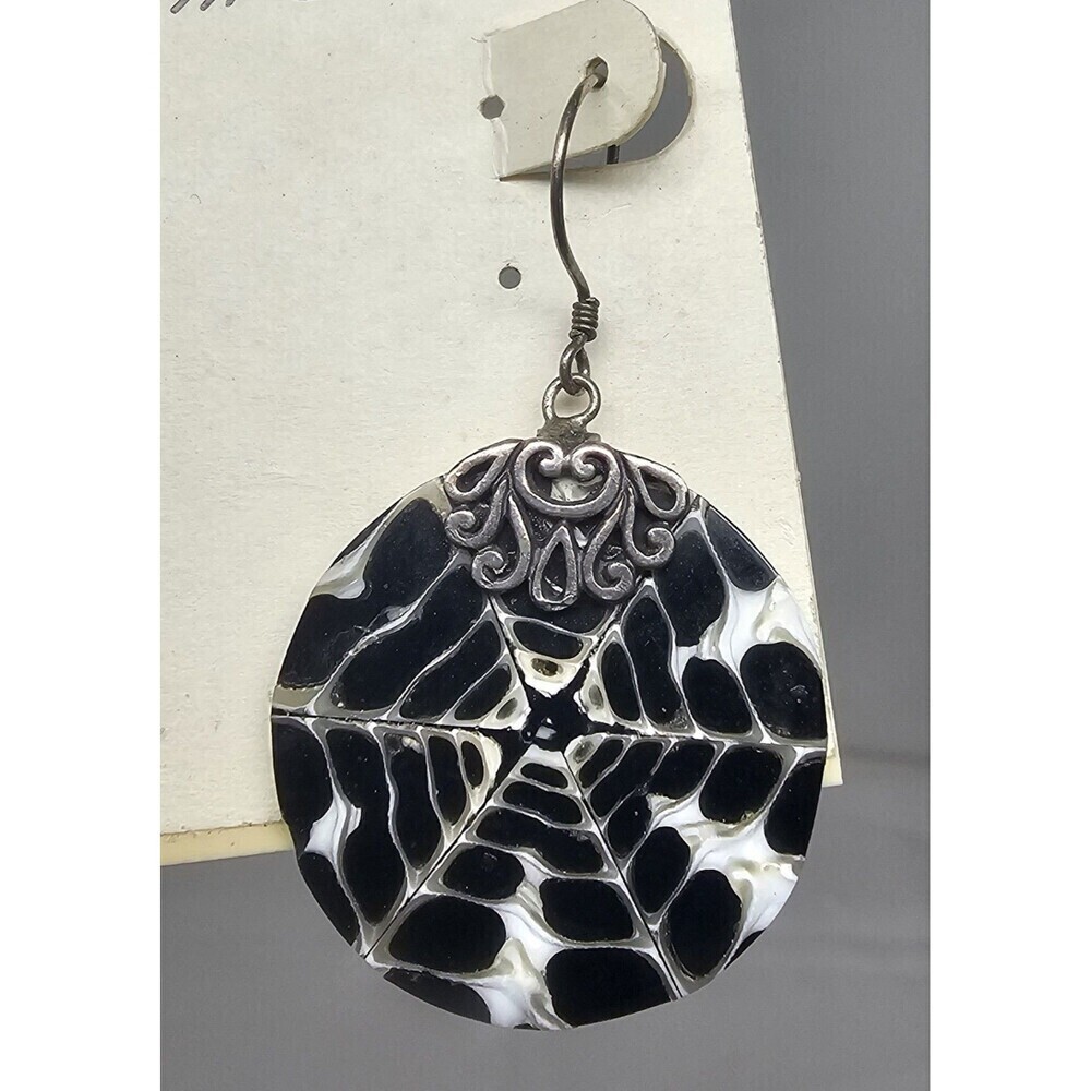 Kenneth Cole Silver Spider Web Design Black Coral Shell Dangle Earrings NEW - Picture 8 of 9